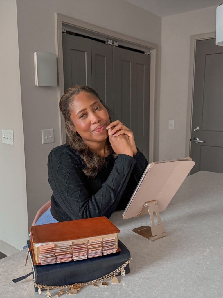Founder of Dual Citizen, Niqueea Sykes